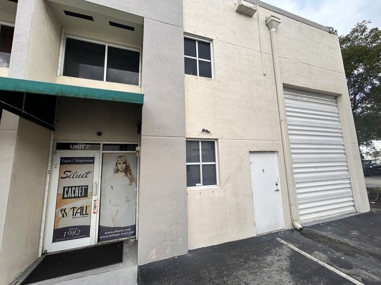 More Photos Of 5930 NW 99th Ave, Miami Light Distribution For Sale