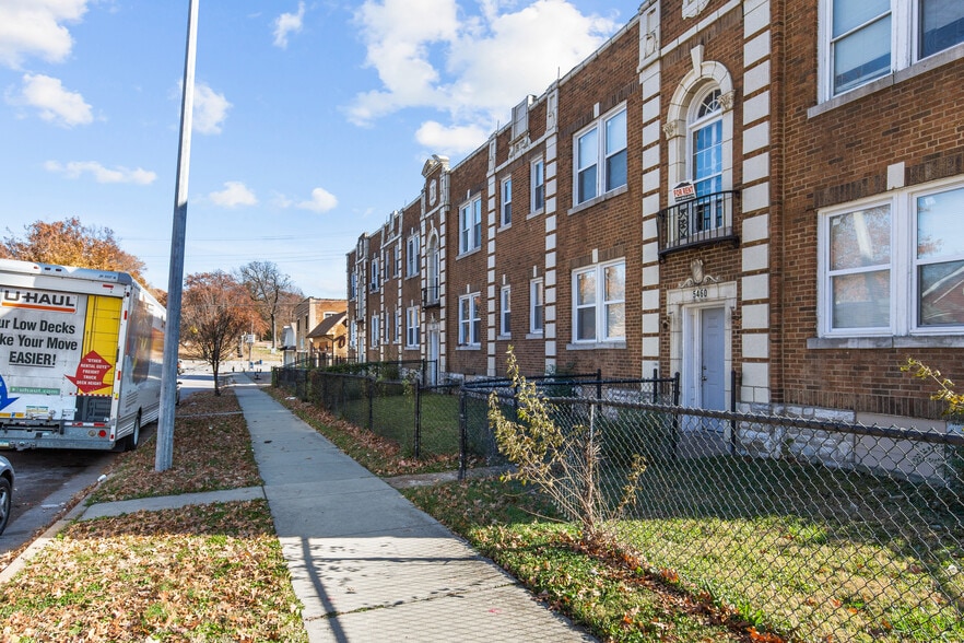 More Photos Of 4981 Rosalie St, Saint Louis Apartments For Sale
