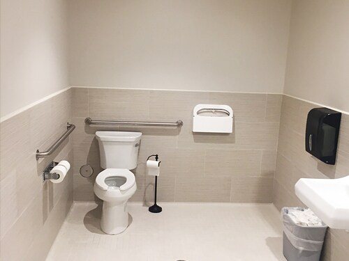 More Photos Of 3892 State St, Santa Barbara Medical For Lease