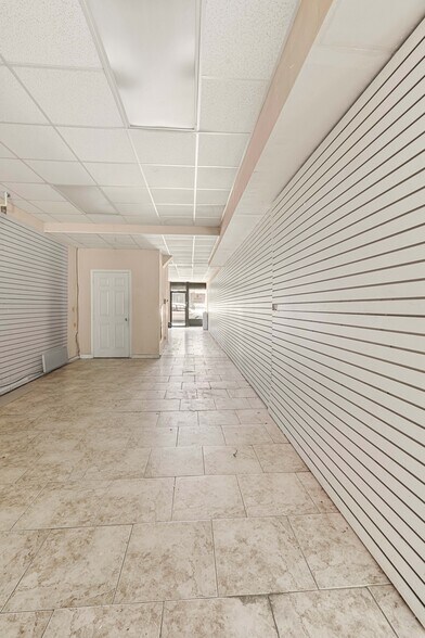 More Photos Of 684 Bay St, Staten Island Storefront Retail Residential For Sale