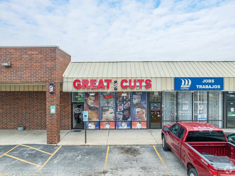 More Photos Of 8505-8537 S Harlem Ave, Burbank General Retail For Lease