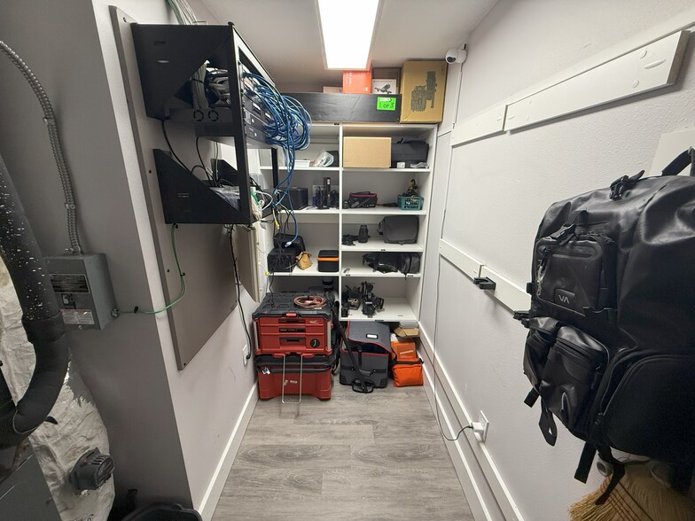 More Photos Of 2856-2868 University Pky, Sarasota Medical For Lease