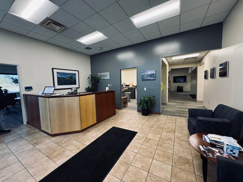 More Photos Of 4775 Campus Dr, Kalamazoo Office For Sale