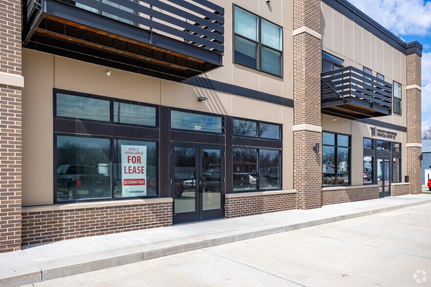 More Photos Of 7040 NE 14th St, Ankeny Storefront Retail Office For Sale