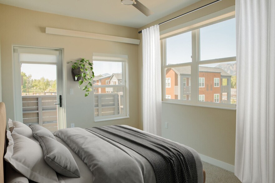 More Photos Of 5845 Arapahoe Ave, Boulder Apartments For Lease