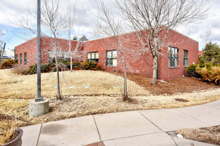 More Photos Of 88 Inverness Cir E, Englewood Office For Sale