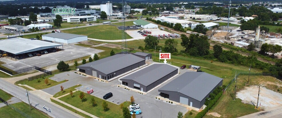 More Photos Of 2087 Long St, Springdale Warehouse For Lease