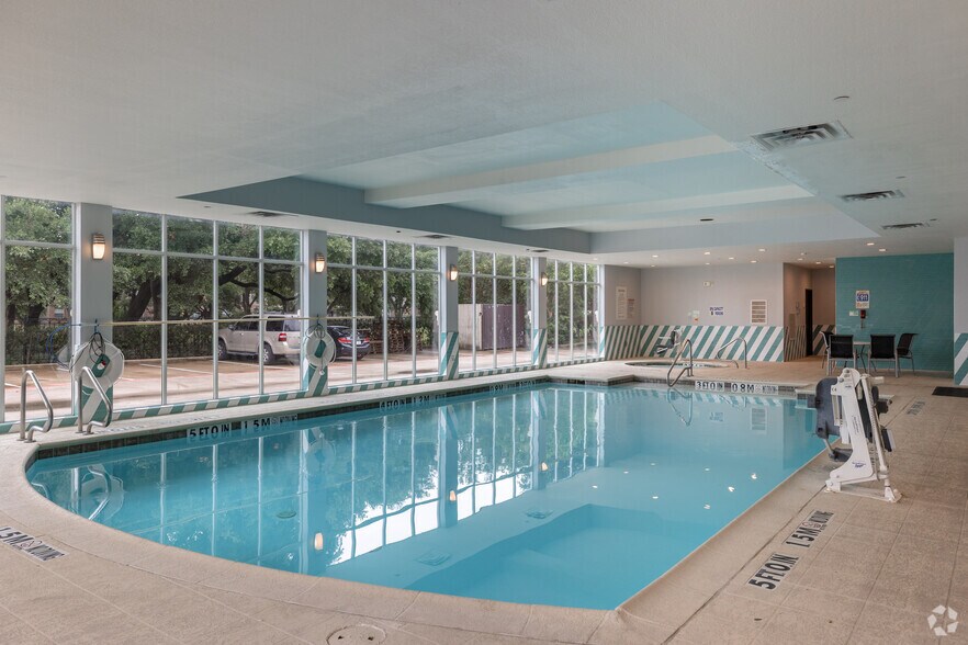 More Photos Of 4606 Westway Park Blvd, Houston Hotel For Sale