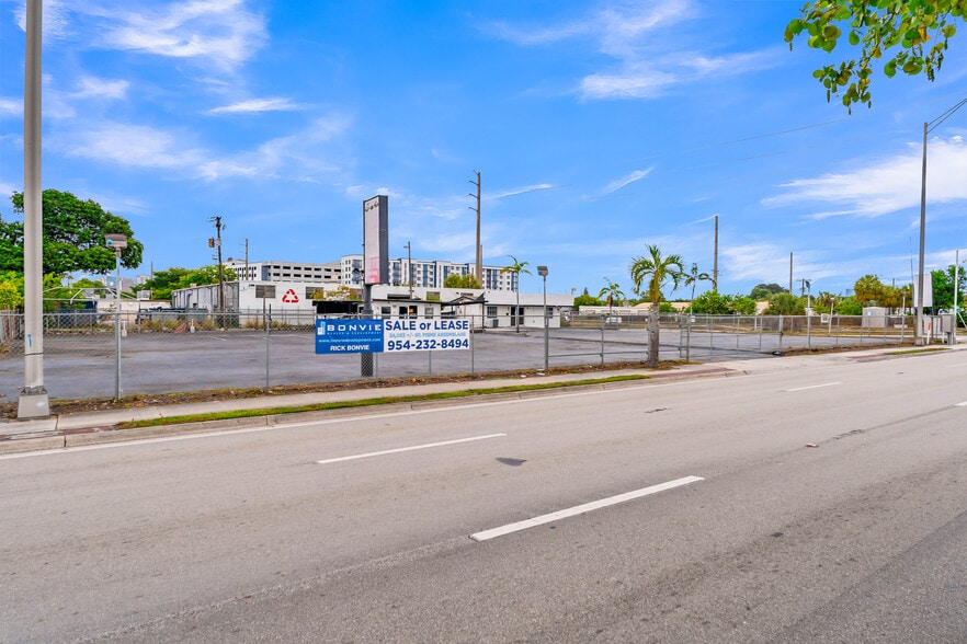 More Photos Of 201-203 W State Road 84, Fort Lauderdale Land For Lease