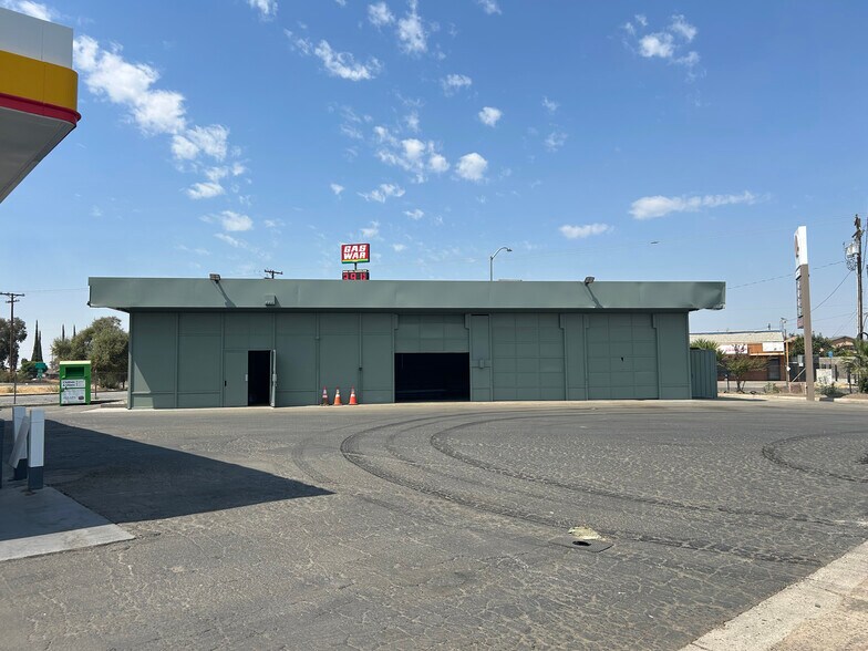 Primary Photo Of 935 S State St, Earlimart General Retail For Lease