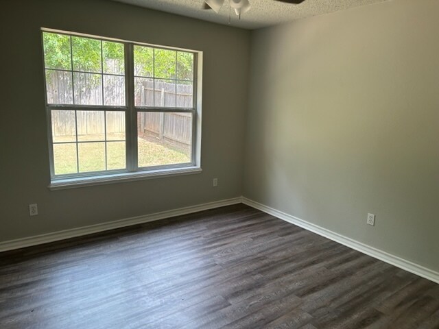 More Photos Of 701 Champion Pl, Texarkana Multifamily For Sale