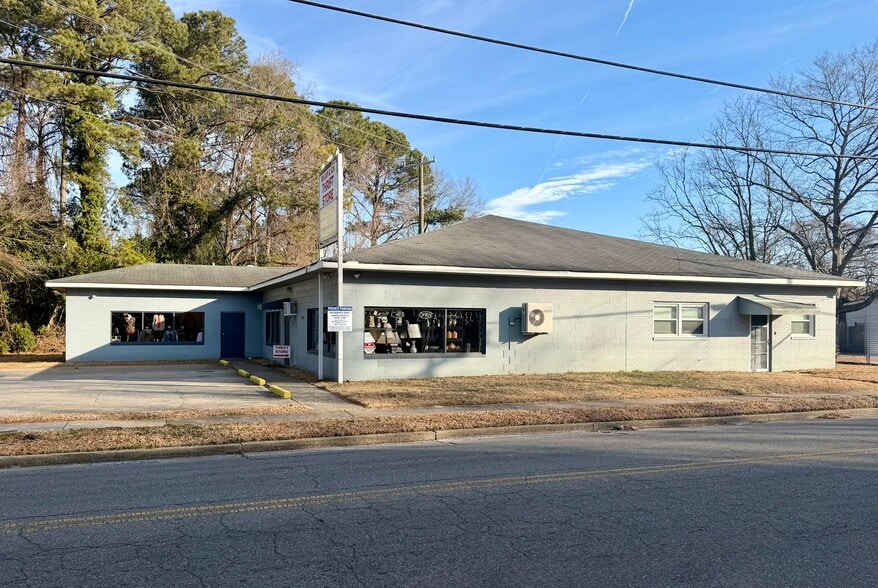 Primary Photo Of 3800 King St, Portsmouth Freestanding For Sale