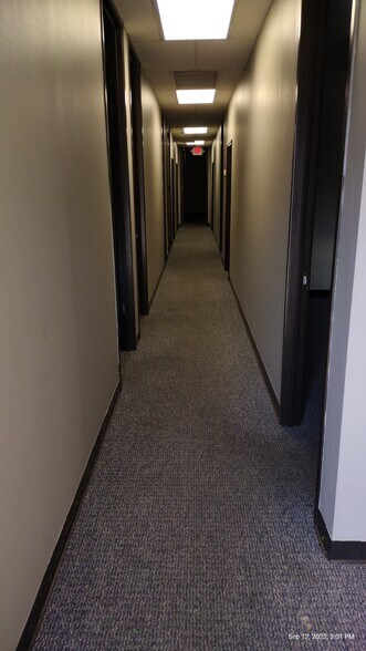 More Photos Of 10620 Stebbins Cir, Houston Unknown For Lease