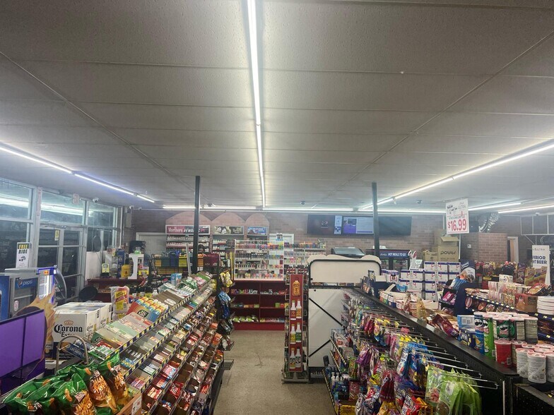More Photos Of 2581 Sun Acres Blvd, Auburndale Convenience Store For Sale