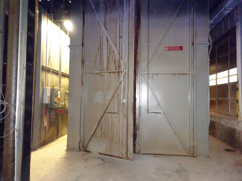 More Photos Of 1409 E Highway 350, Big Spring Industrial For Sale