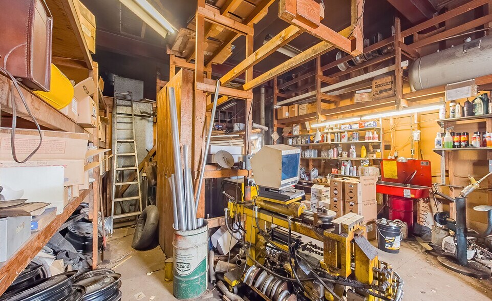 More Photos Of 765 Columbia Blvd, Bloomsburg Auto Repair For Sale