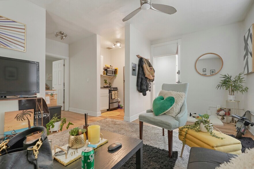 More Photos Of 1671 Washington St, Denver Apartments For Sale