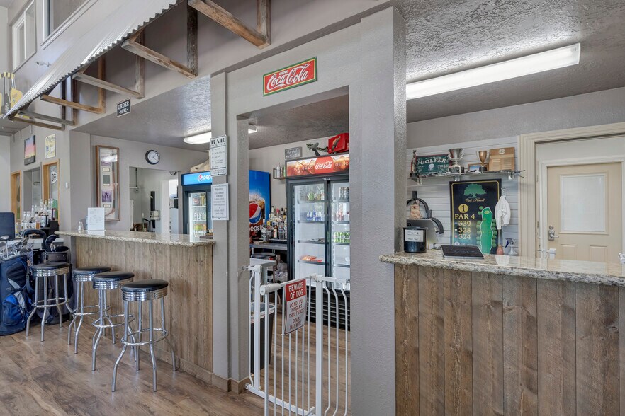 More Photos Of 6335 Highway 22, Independence Sports And Entertainment For Sale