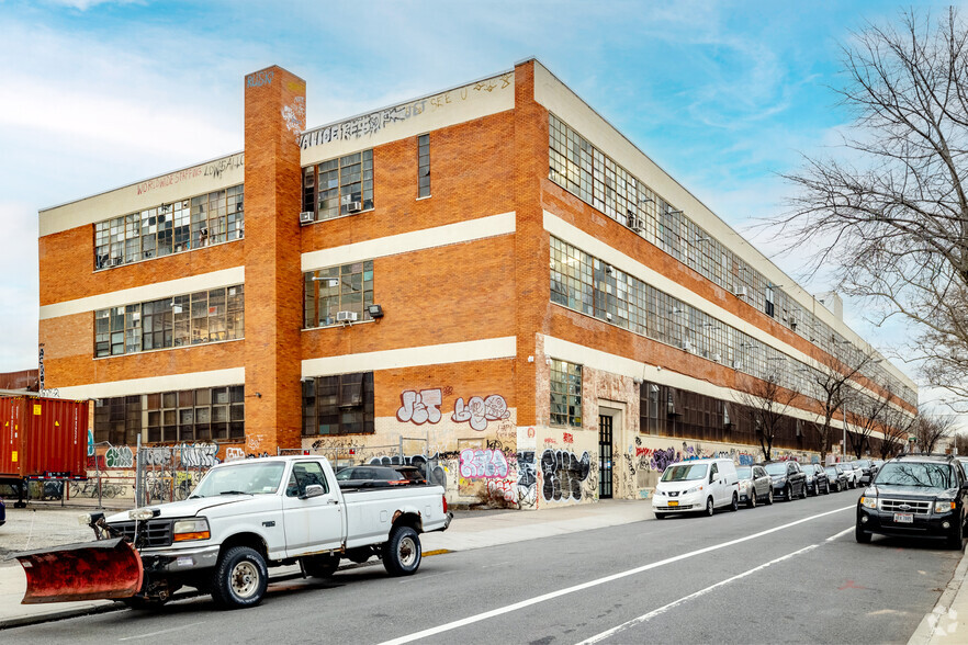 Primary Photo Of 1717 Troutman St, Flushing Warehouse For Lease