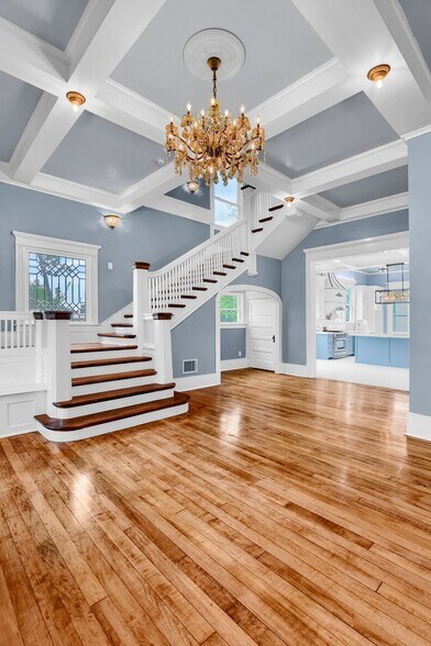 More Photos Of 511 S Travis St, Sherman Office For Sale