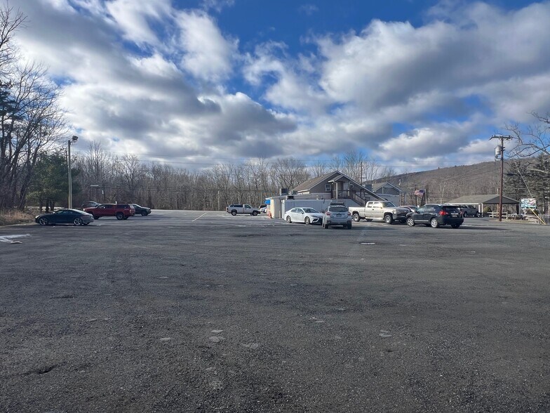 More Photos Of 438 US Highway 206, Branchville Restaurant For Sale