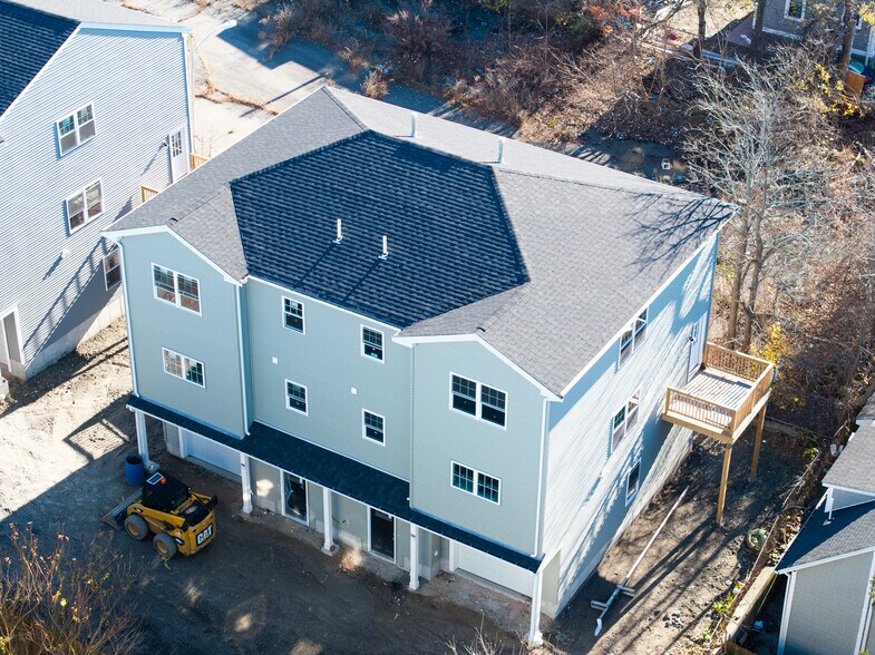 More Photos Of 206 Durfee St, Fall River Apartments For Sale