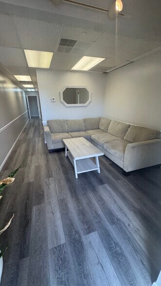 More Photos Of 1688 N Belcher Rd, Clearwater Industrial For Lease