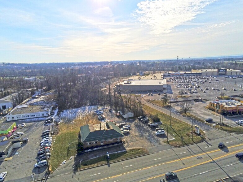 Primary Photo Of 1340 Lincoln Way E, Chambersburg Office For Sale