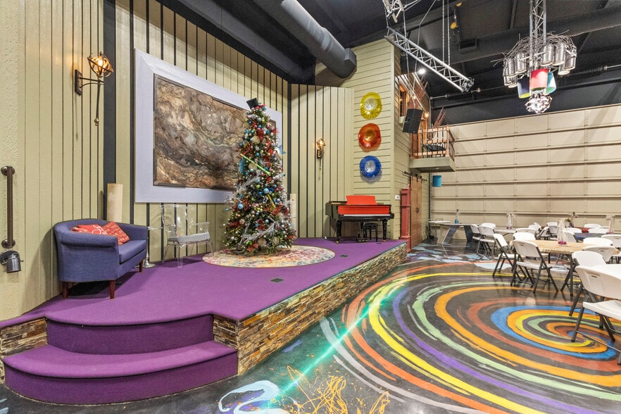 More Photos Of 11243 TX-149, Longview Lodge Meeting Hall For Sale