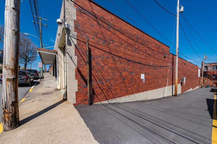 More Photos Of 347 W Main St, Clarksburg Office For Sale