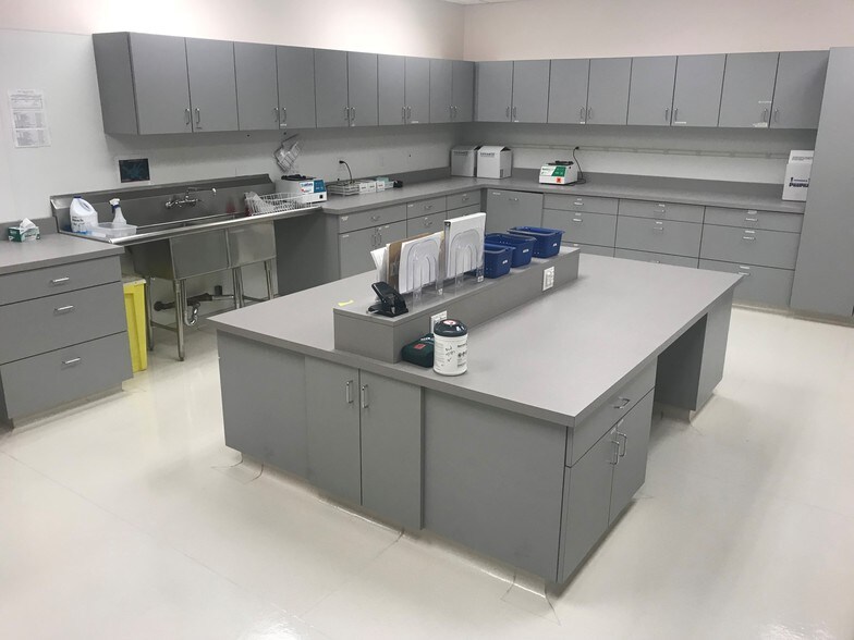 More Photos Of 540 W Plumb Ln, Reno Medical For Lease