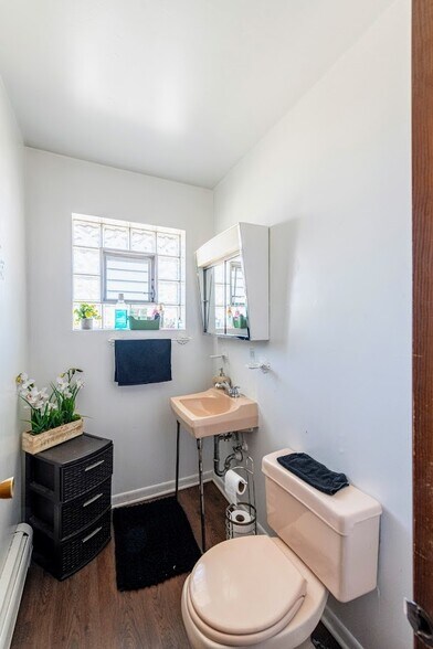 More Photos Of 1619 N 35th Ave, Melrose Park Apartments For Sale