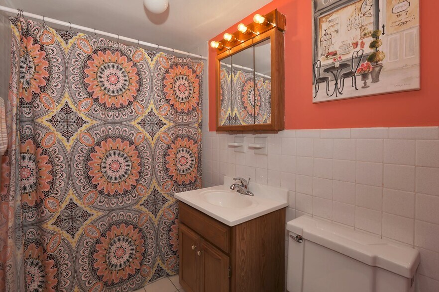 More Photos Of 2185 Lemoine Ave, Fort Lee Apartments For Sale