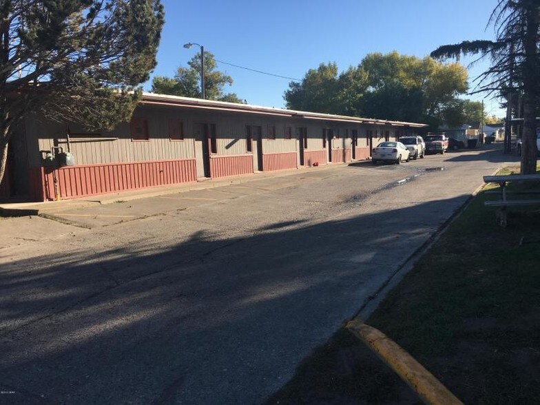 More Photos Of 1521 1st Ave NW, Great Falls Hotel For Sale