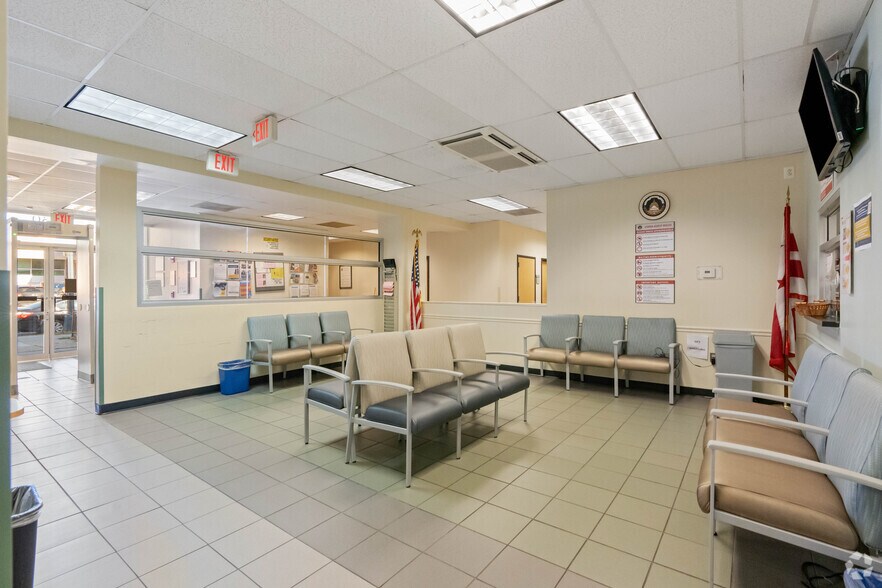 More Photos Of 1230 Taylor St NW, Washington Office For Sale