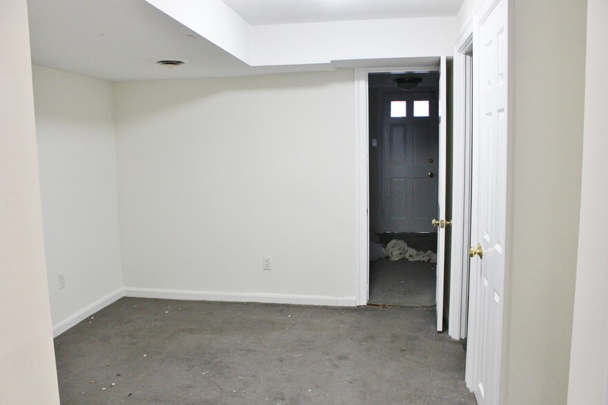 More Photos Of 1804 T St NW, Washington Office For Lease