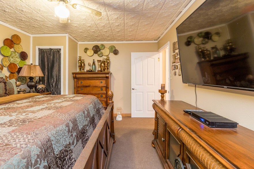 More Photos Of 15458 Snow Memorial Hwy, Brooksville Assisted Living For Sale