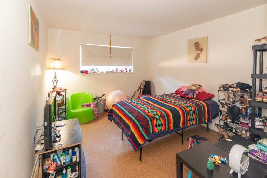 More Photos Of 2924 W Cold Spring Ln, Baltimore Apartments For Sale