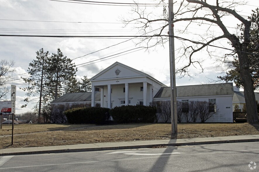 More Photos Of 176 Jackson Rd, Devens Office For Sale