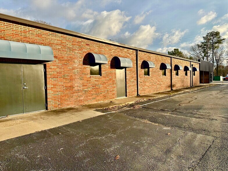 More Photos Of 2214 Osborne St, Humboldt Medical For Sale