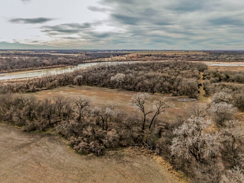 More Photos Of 79+/- Acres on 272nd Rd. Rd @ 41st Rd, Arkansas City Land For Sale