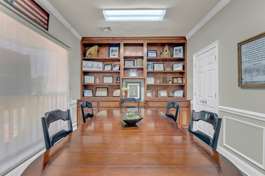 More Photos Of 1501 US Highway 19 S, Leesburg Office For Sale