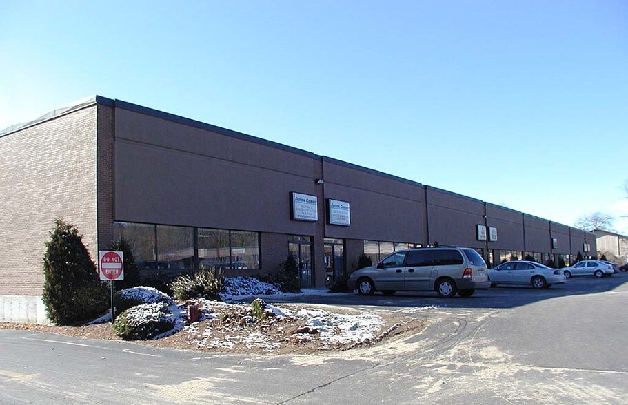 More Photos Of 100 Crawford St, Leominster Warehouse For Lease