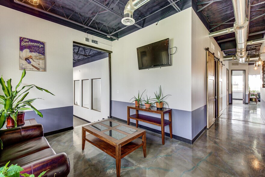 More Photos Of 6830 S Yosemite Ct, Centennial Office For Sale