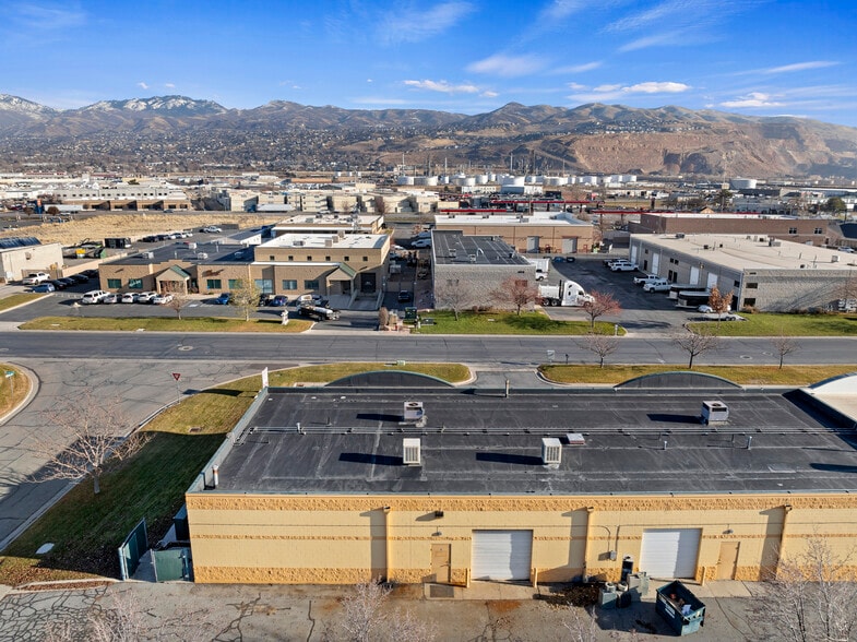 More Photos Of 71 N Cutler Dr, North Salt Lake Light Manufacturing For Lease