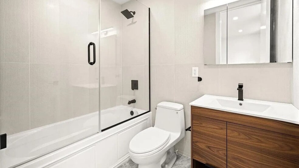 More Photos Of 1501 8th Ave, Brooklyn Apartments For Sale