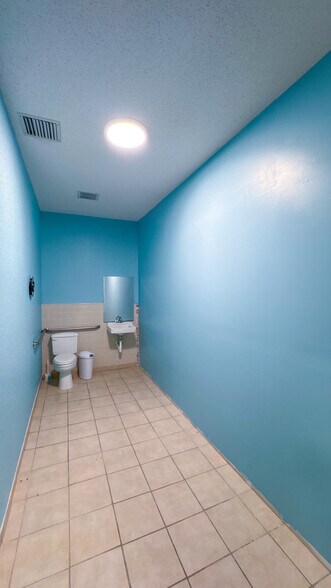 More Photos Of 4040 E County Road 540A, Lakeland Religious Facility For Sale