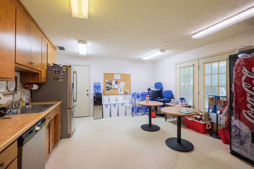 More Photos Of 3185 Madison Hwy, Valdosta Office For Sale