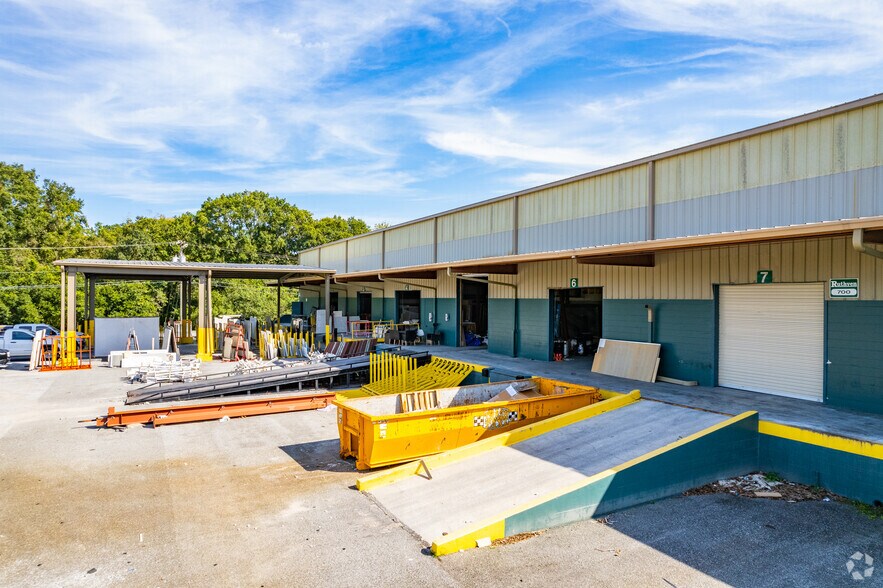 More Photos Of 4300 S Frontage Rd, Lakeland Warehouse For Lease