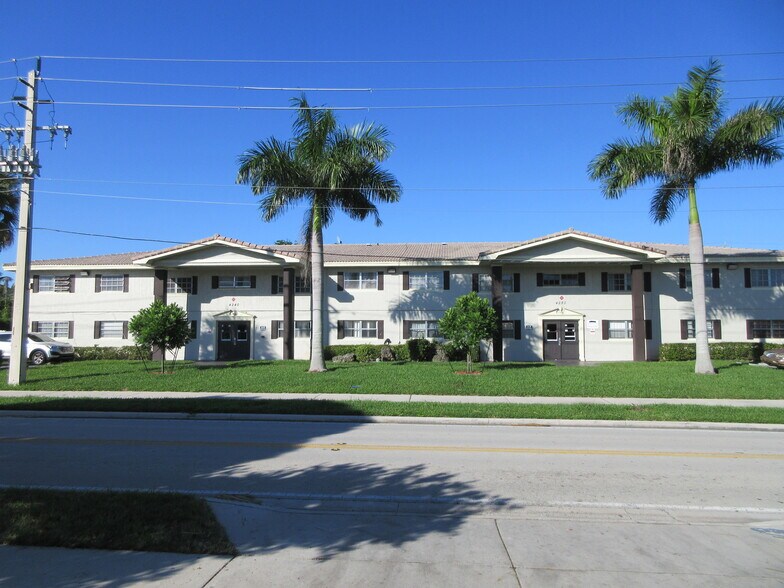 Primary Photo Of 4280 Woodside Dr, Coral Springs Apartments For Sale